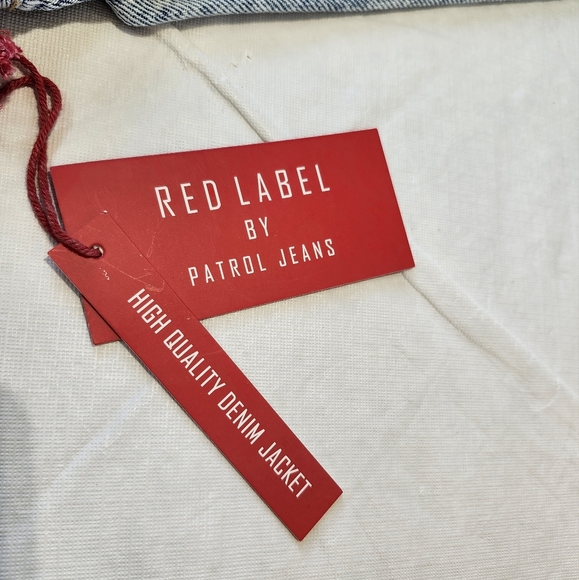 Red Label Patrate Denim Jacket - Picture 9 of 14